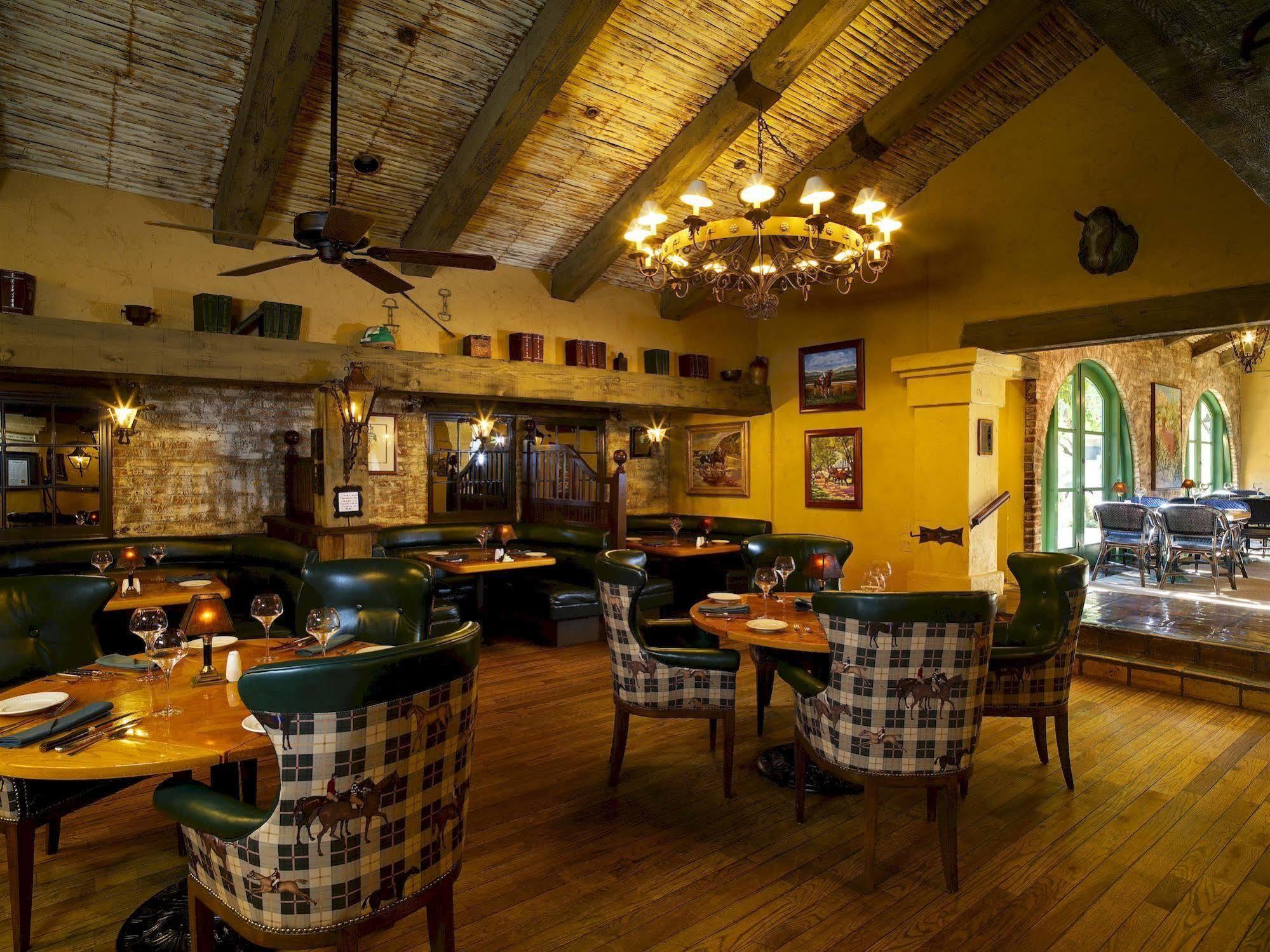 Harris Ranch Inn And Restaurant Huron Εξωτερικό φωτογραφία