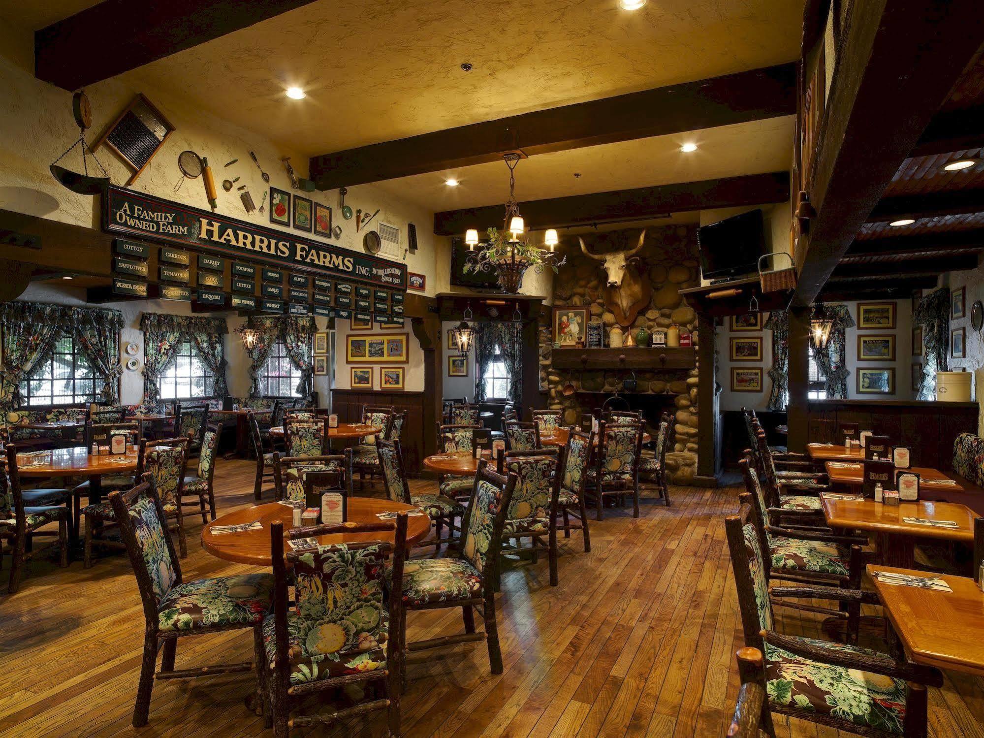 Harris Ranch Inn And Restaurant Huron Εξωτερικό φωτογραφία